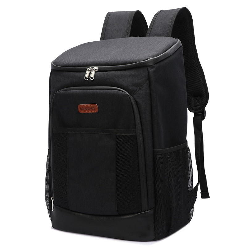 Sac à dos isotherme 30L noir vue de face
loading=