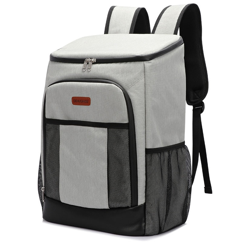 sac a dos isotherme gris 30 litres avec compartiments vue de face
loading=
